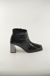 Women's Black Leather 131616