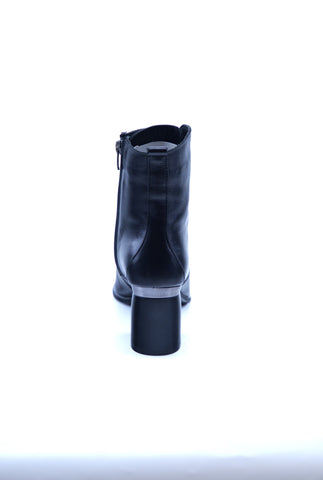Women's Black Leather 132118